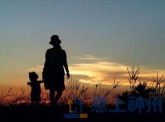 ĸ�H��(ji��)����(l��i)���o�����b��һ��(g��)�¼Ұ���