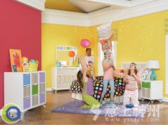 2013�����b���ИI(y��)�l(f��)չ�cǰ��